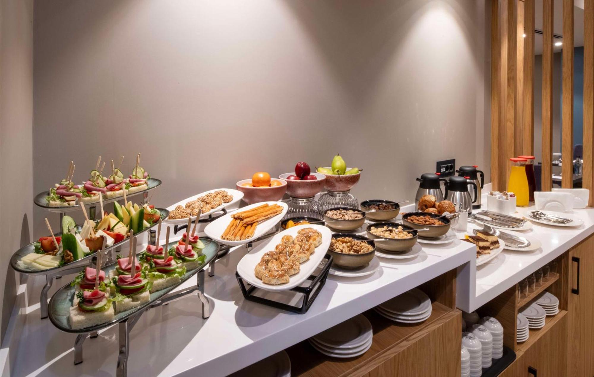 Hampton By Hilton Istanbul Sirkeci Hotel Exterior foto